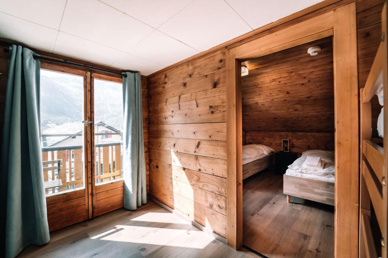 Hotel Les Amis 3*